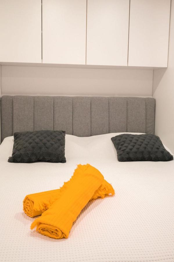 Epi - Edina Prava Izbira Apartment Izola Ngoại thất bức ảnh